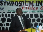 Prof. Joseph NDINDA, Reprsentant du Recteur de lUniversit de Douala: cliquer pour aggrandir